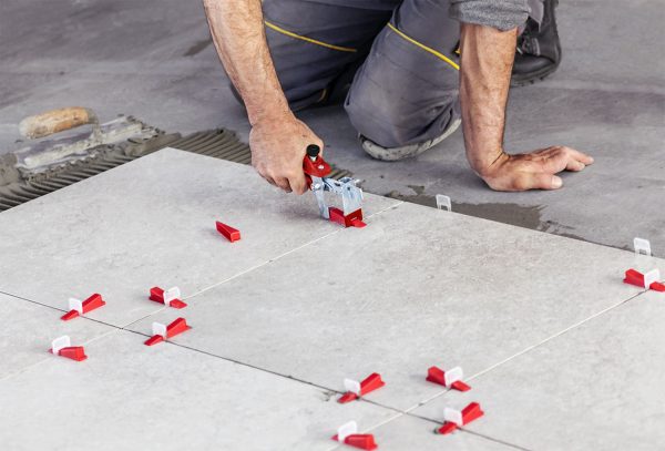 Tile Wedge Levelling Base 2mm (100) image 1