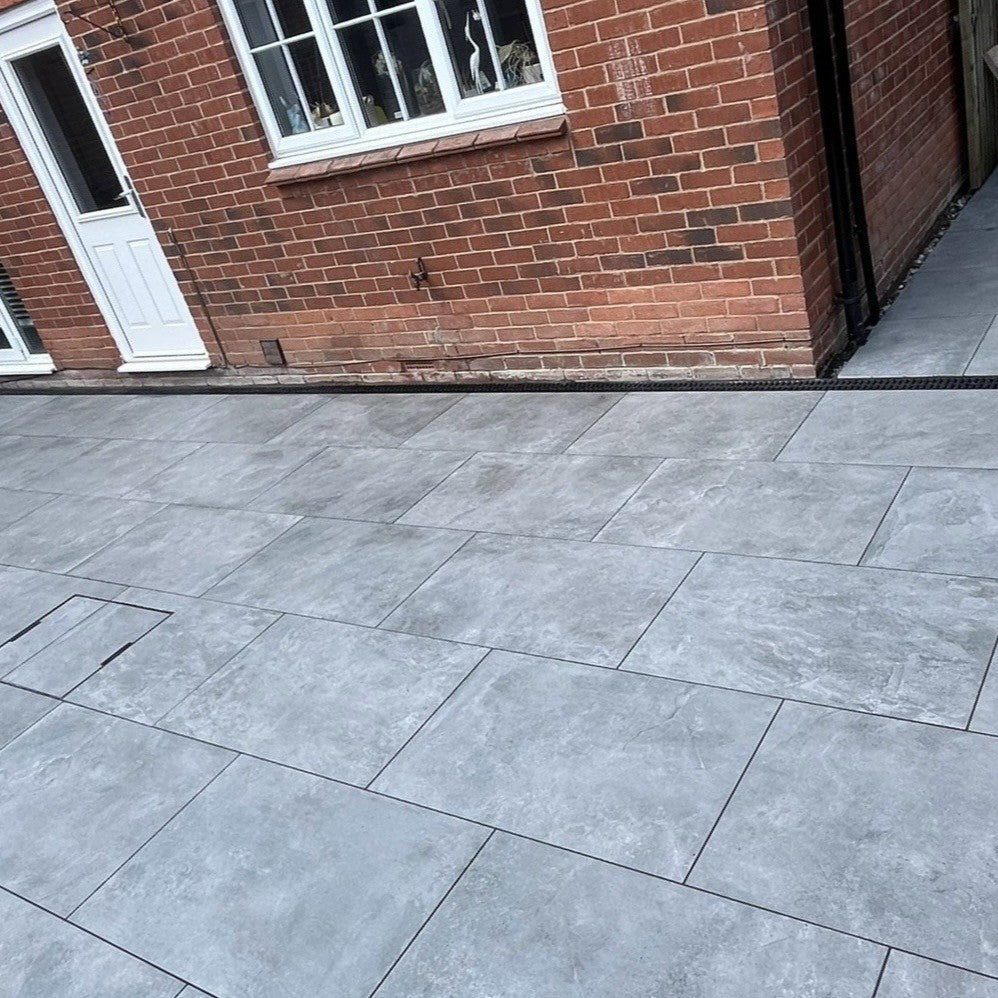 21.6m2 Pallet Deal Horizon Graphite Outdoor Porcelain Paving Slabs - 60x90 image 0