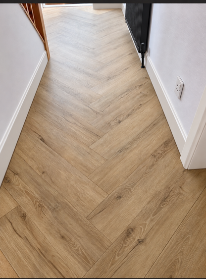 Amazon Oak Herringbone Luxury Click Vinyl Flooring 5mm